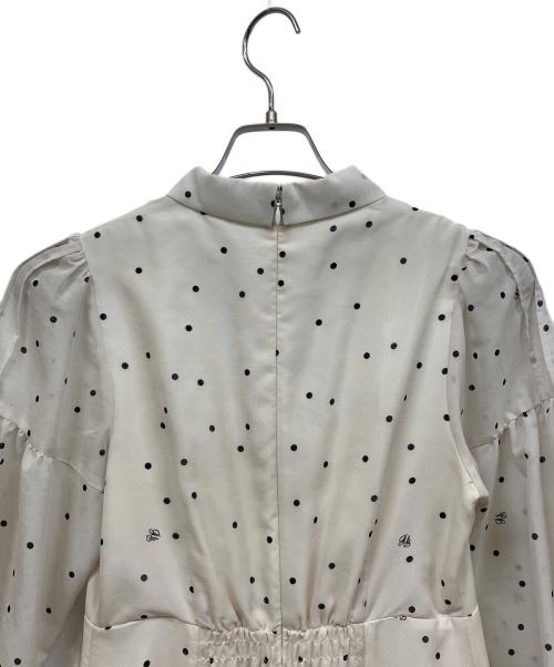 JUSGLITTY（ジャスグリッティー）JUSGLITTY (ジャスグリッティー) プリントボウタイワンピース ホワイトの古着・服飾アイテム