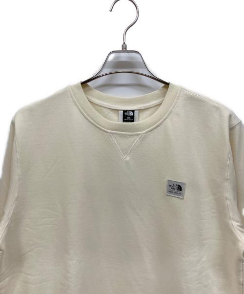 THE NORTH FACE（ザ ノース フェイス）THE NORTH FACE (ザ ノース フェイス) Heritage Patch Crew アイボリー サイズ:Lの古着・服飾アイテム