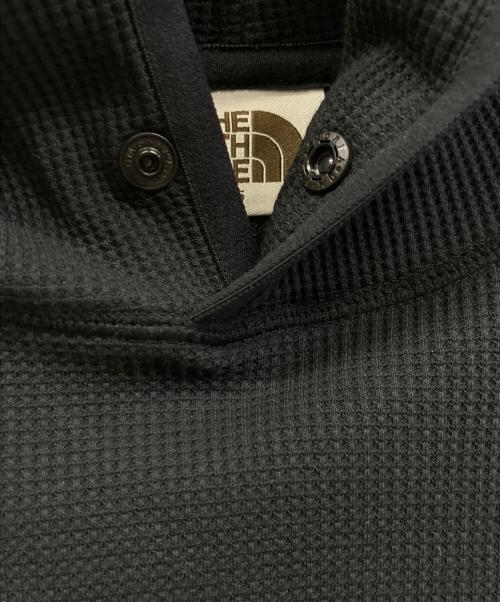 THE NORTH FACE（ザ ノース フェイス）THE NORTH FACE (ザ ノース フェイス) ワッフルフードプルオーバー ブラック サイズ:M 未使用品の古着・服飾アイテム