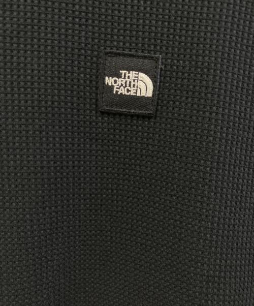 THE NORTH FACE（ザ ノース フェイス）THE NORTH FACE (ザ ノース フェイス) ワッフルフードプルオーバー ブラック サイズ:M 未使用品の古着・服飾アイテム
