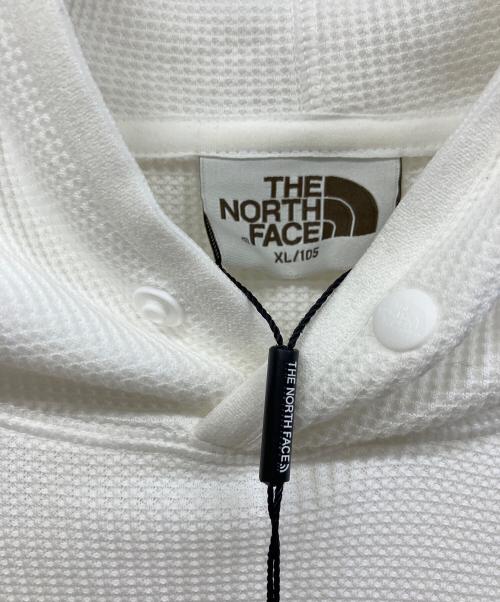 THE NORTH FACE（ザ ノース フェイス）THE NORTH FACE (ザ ノース フェイス) ワッフルフードプルオーバー ホワイト サイズ:XL 未使用品の古着・服飾アイテム