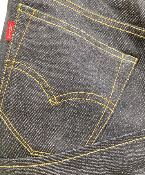 JUNYA WATANABE MAN（ジュンヤワタナベマン）JUNYA WATANABE MAN (ジュンヤワタナベマン) LEVI'S (リーバイス) デニムパンツ インディゴ サイズ:XS 未使用品の古着・服飾アイテム