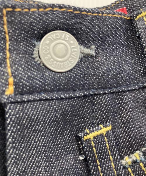 JUNYA WATANABE MAN（ジュンヤワタナベマン）JUNYA WATANABE MAN (ジュンヤワタナベマン) LEVI'S (リーバイス) デニムパンツ インディゴ サイズ:XS 未使用品の古着・服飾アイテム