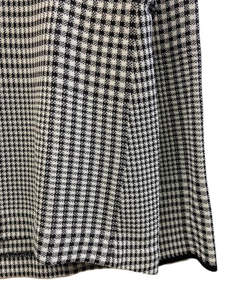 theory luxe（セオリーリュクス）theory luxe (セオリーリュクス) 薄手ニット ブラック×ホワイト サイズ:40 未使用品の古着・服飾アイテム