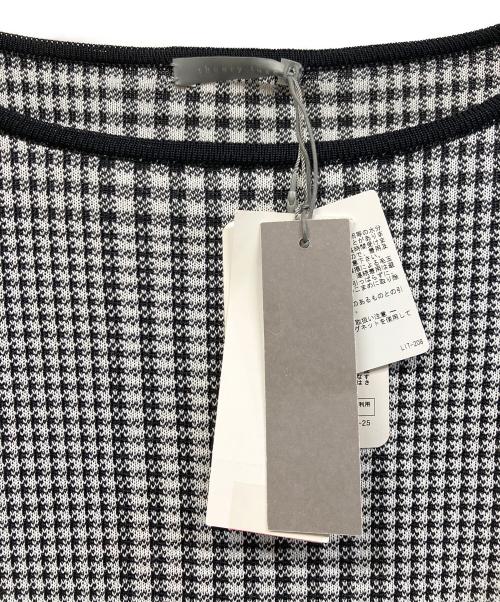 theory luxe（セオリーリュクス）theory luxe (セオリーリュクス) 薄手ニット ブラック×ホワイト サイズ:40 未使用品の古着・服飾アイテム