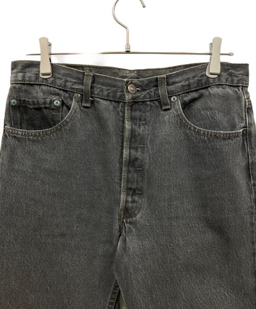 LEVI'S（リーバイス）LEVI'S (リーバイス) 先染めブラックデニムパンツ グレー サイズ:W33×L30の古着・服飾アイテム