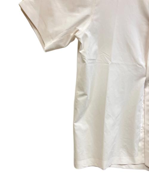 ARC'TERYX（アークテリクス）ARC'TERYX (アークテリクス) 半袖シャツ ホワイト サイズ:Lの古着・服飾アイテム
