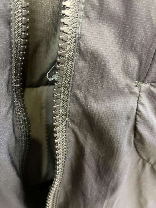 MARMOT（マーモット）Marmot (マーモット) ダウンジャケット ブラック/グレー サイズ:Lの古着・服飾アイテム