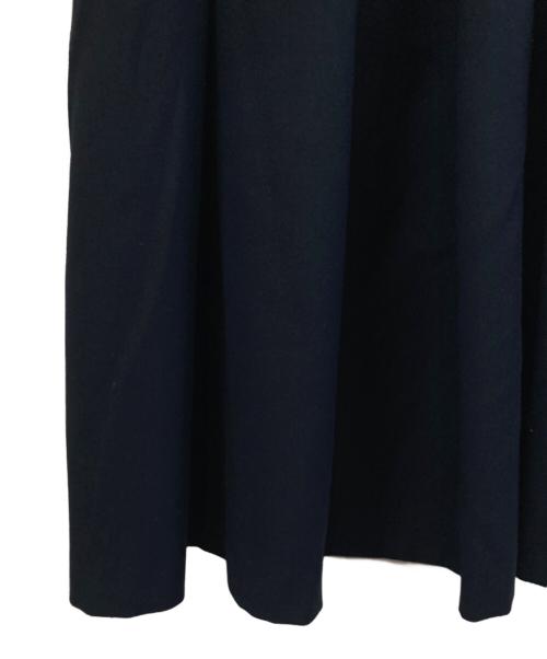 BLUE LABEL CRESTBRIDGE（ブルーレーベルクレストブリッジ）BLUE LABEL CRESTBRIDGE (ブルーレーベルクレストブリッジ) スカート ネイビー サイズ:38の古着・服飾アイテム
