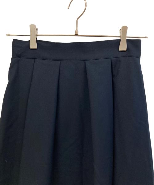BLUE LABEL CRESTBRIDGE（ブルーレーベルクレストブリッジ）BLUE LABEL CRESTBRIDGE (ブルーレーベルクレストブリッジ) スカート ネイビー サイズ:38の古着・服飾アイテム