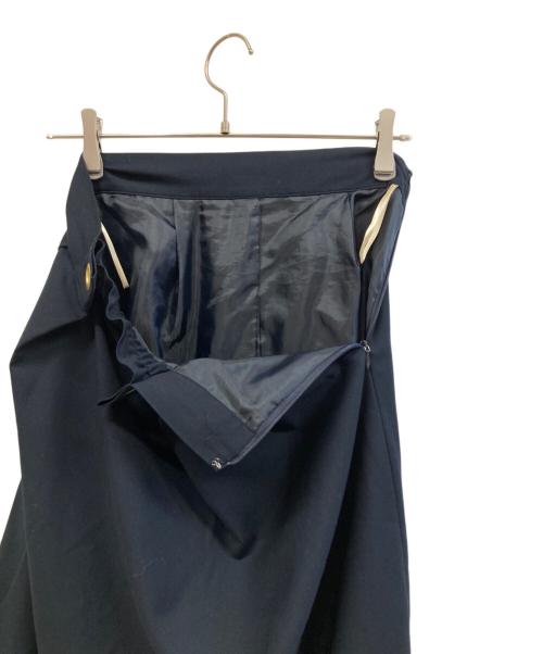 BLUE LABEL CRESTBRIDGE（ブルーレーベルクレストブリッジ）BLUE LABEL CRESTBRIDGE (ブルーレーベルクレストブリッジ) スカート ネイビー サイズ:38の古着・服飾アイテム
