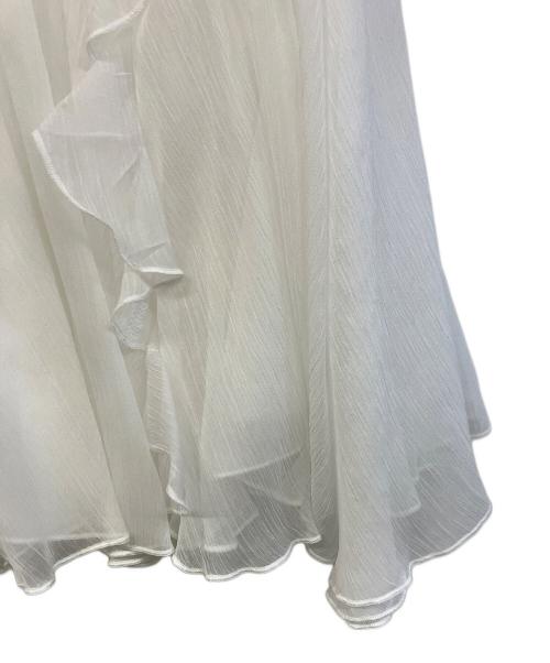 Snidel（スナイデル）Snidel (スナイデル) ラッフルミニセットアップ ホワイトの古着・服飾アイテム