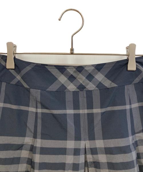 BURBERRY LONDON（バーバリーロンドン）BURBERRY LONDON (バーバリーロンドン) ミディスカート ネイビー サイズ:40の古着・服飾アイテム