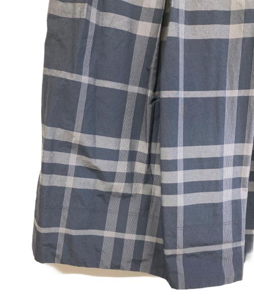 BURBERRY LONDON（バーバリーロンドン）BURBERRY LONDON (バーバリーロンドン) ミディスカート ネイビー サイズ:40の古着・服飾アイテム