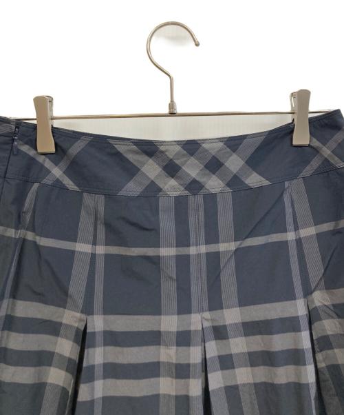 BURBERRY LONDON（バーバリーロンドン）BURBERRY LONDON (バーバリーロンドン) ミディスカート ネイビー サイズ:40の古着・服飾アイテム
