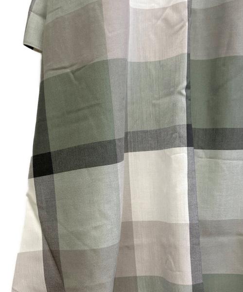 BLUE LABEL CRESTBRIDGE（ブルーレーベルクレストブリッジ）BLUE LABEL CRESTBRIDGE (ブルーレーベルクレストブリッジ) 長袖ワンピース グレー サイズ:38 未使用品の古着・服飾アイテム