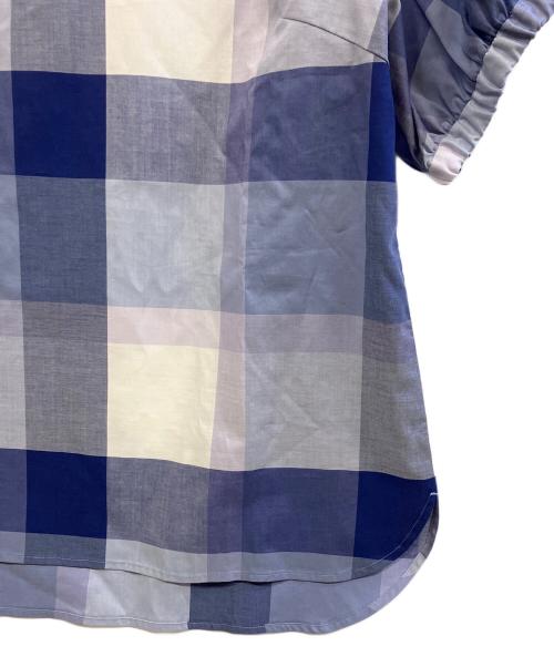 BLUE LABEL CRESTBRIDGE（ブルーレーベルクレストブリッジ）BLUE LABEL CRESTBRIDGE (ブルーレーベルクレストブリッジ) 半袖ブラウス ブルー サイズ:38の古着・服飾アイテム