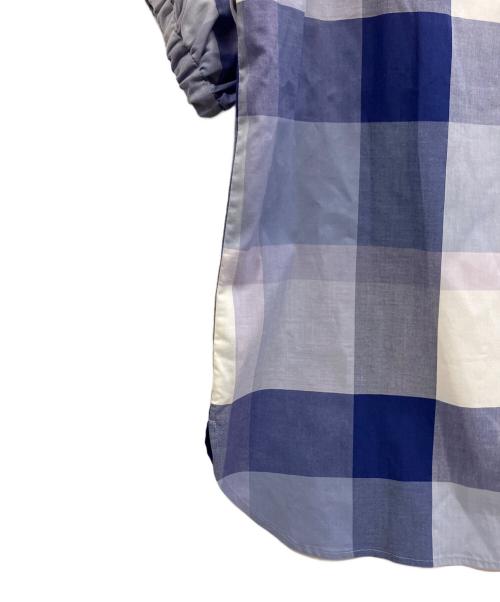 BLUE LABEL CRESTBRIDGE（ブルーレーベルクレストブリッジ）BLUE LABEL CRESTBRIDGE (ブルーレーベルクレストブリッジ) 半袖ブラウス ブルー サイズ:38の古着・服飾アイテム