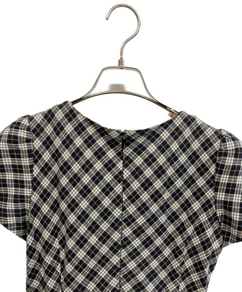 BURBERRY BLUE LABEL（バーバリー ブルー レーベル）BURBERRY BLUE LABEL (バーバリー ブルー レーベル) 半袖ワンピース ブラック サイズ:36の古着・服飾アイテム