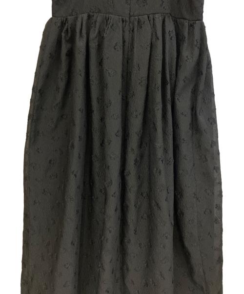emmi（エミ）emmi (エミ) ノースリーブ・キャミソールワンピース ブラックの古着・服飾アイテム