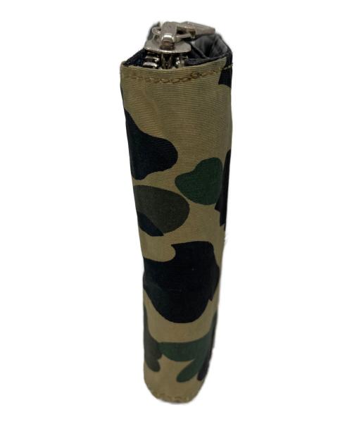 A BATHING APE（アベイシングエイプ）A BATHING APE (アベイシングエイプ) 2つ折り財布 オリーブの古着・服飾アイテム