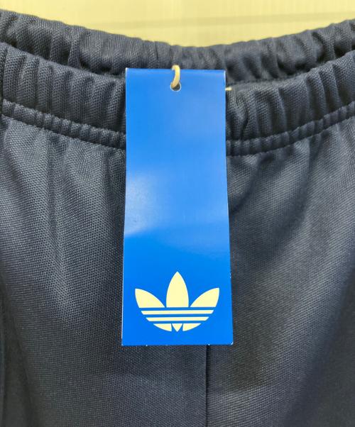 adidas（アディダス）adidas (アディダス) トラックパンツ ブルー サイズ:L 未使用品の古着・服飾アイテム