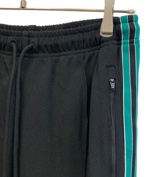 adidas（アディダス）adidas (アディダス) トラックパンツ ブラック×グリーン サイズ:M 未使用品の古着・服飾アイテム