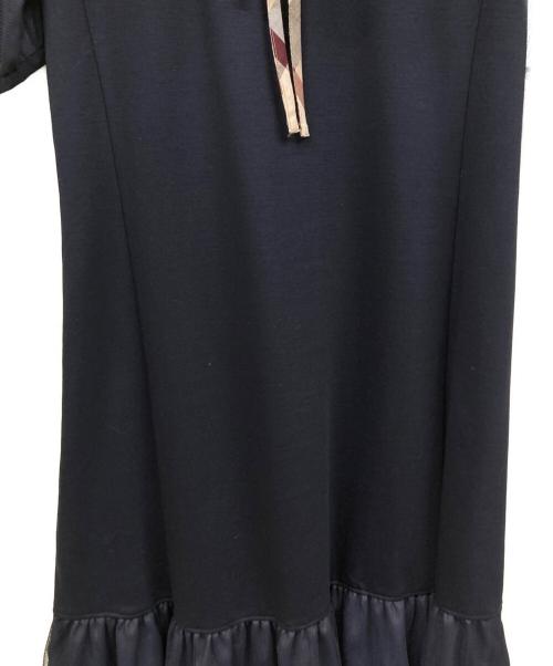 BLUE LABEL CRESTBRIDGE（ブルーレーベルクレストブリッジ）BLUE LABEL CRESTBRIDGE (ブルーレーベルクレストブリッジ) 半袖ワンピース ネイビー サイズ:38 未使用品の古着・服飾アイテム