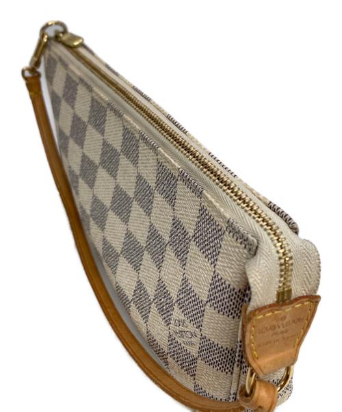 LOUIS VUITTON（ルイ ヴィトン）LOUIS VUITTON (ルイ ヴィトン) ポシェット ホワイトの古着・服飾アイテム