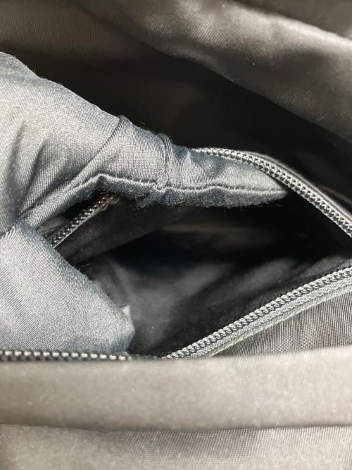 PRADA（プラダ）PRADA (プラダ) ボディーバッグ ブラックの古着・服飾アイテム