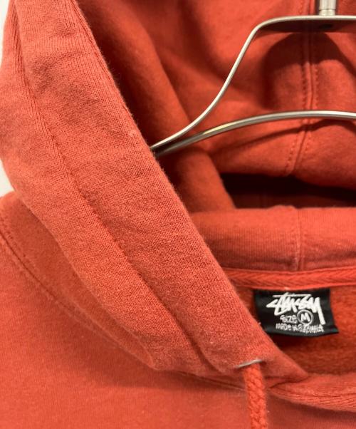 stussy（ステューシー）stussy (ステューシー) プルオーバーパーカー レッド サイズ:Mの古着・服飾アイテム