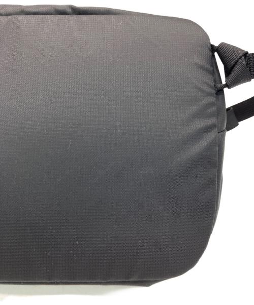 ARC'TERYX（アークテリクス）ARC'TERYX (アークテリクス) ボディバッグ ブラックの古着・服飾アイテム