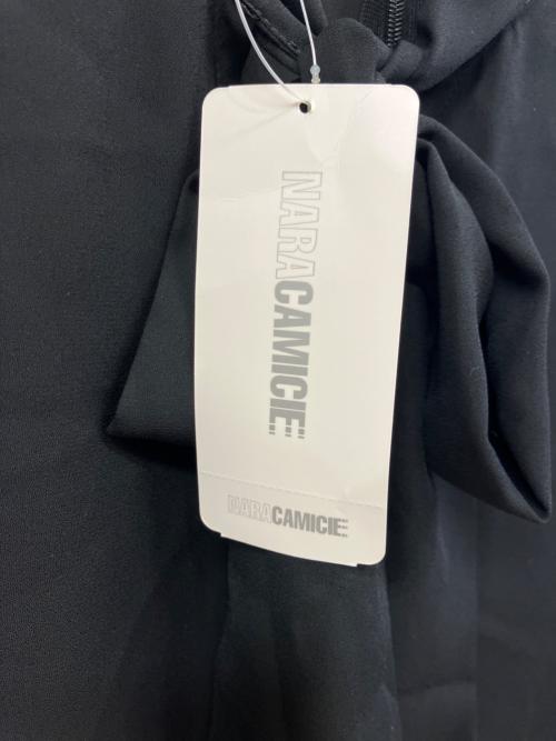 NARA CAMICIE（ナラカミーチェ）NARA CAMICIE (ナラカミーチェ) チェックギャザー袖ボウタイブラウス ブラック サイズ:3 未使用品の古着・服飾アイテム