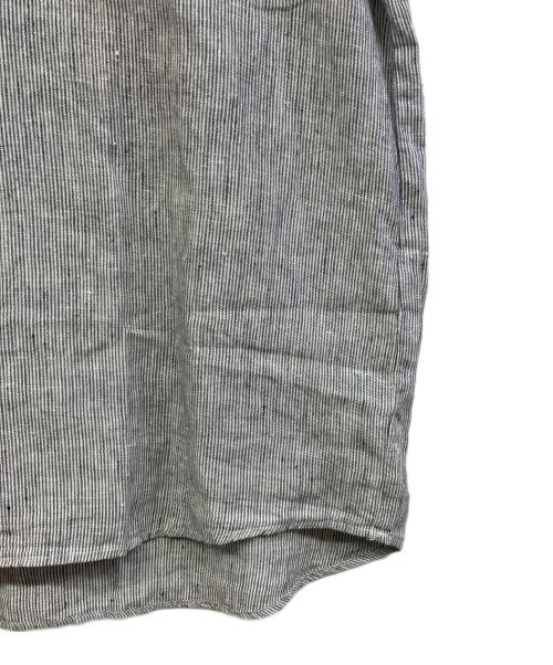 confect（コンフェクト）confect (コンフェクト) リネンスキッパーシャツ ホワイト×ブラック サイズ:4の古着・服飾アイテム