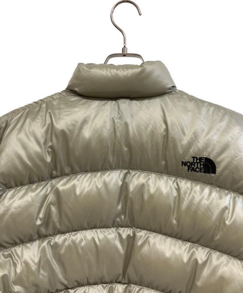 THE NORTH FACE（ザ ノース フェイス）THE NORTH FACE (ザ ノース フェイス) ダウンジャケット カーキ サイズ:Mの古着・服飾アイテム