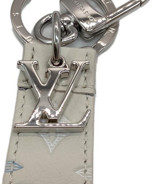 LOUIS VUITTON（ルイ ヴィトン）LOUIS VUITTON (ルイ ヴィトン) キーホルダーバッグチャーム・LVシャドウドラゴンヌ ホワイトの古着・服飾アイテム