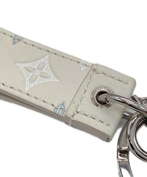 LOUIS VUITTON（ルイ ヴィトン）LOUIS VUITTON (ルイ ヴィトン) キーホルダーバッグチャーム・LVシャドウドラゴンヌ ホワイトの古着・服飾アイテム