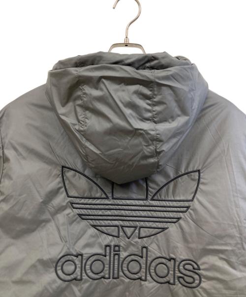 adidas（アディダス）adidas (アディダス) リバーシブルジャケット グレー サイズ:2XLの古着・服飾アイテム