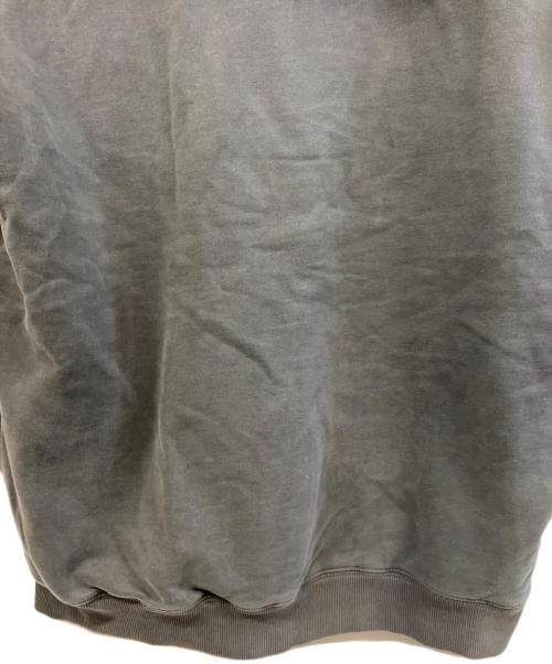 Carhartt WIP（カーハート ワーク イン プログレス）CARHARTT WIP (カーハート ワーク イン プログレス) ジップパーカー チャコールグレー サイズ:Ｍの古着・服飾アイテム