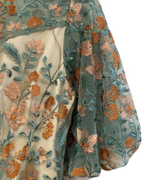 kana（カナ）kana (カナ) 半袖ワンピース グリーン サイズ:M 未使用品の古着・服飾アイテム