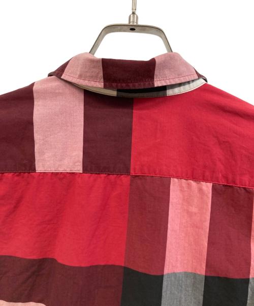 BURBERRY LONDON ENGLAND（バーバリー ロンドン イングランド）BURBERRY LONDON ENGLAND (バーバリー ロンドン イングランド) 長袖シャツ レッド サイズ:Mの古着・服飾アイテム