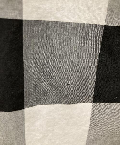 BURBERRY LONDON ENGLAND（バーバリー ロンドン イングランド）BURBERRY LONDON ENGLAND (バーバリー ロンドン イングランド) 長袖シャツ レッド サイズ:Mの古着・服飾アイテム
