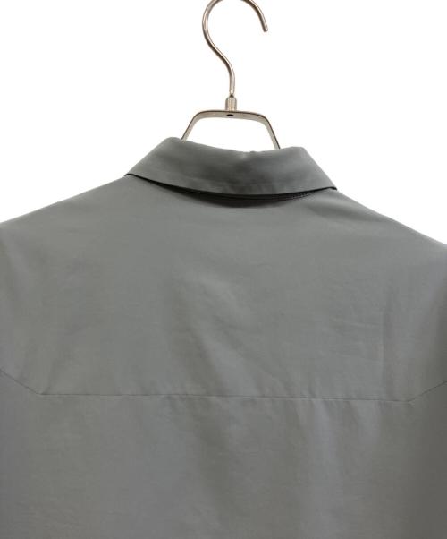 ARC'TERYX（アークテリクス）ARC'TERYX (アークテリクス) 長袖シャツ グレー サイズ:Lの古着・服飾アイテム