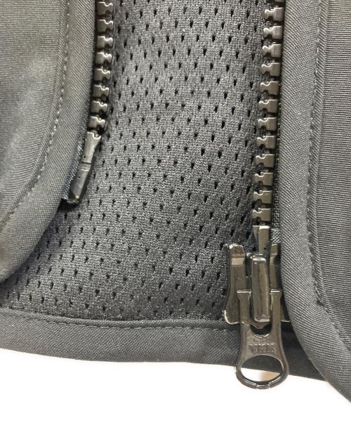Carhartt WIP（カーハート ワーク イン プログレス）Carhartt WIP (カーハート ワーク イン プログレス) ベスト ブラック サイズ:Lの古着・服飾アイテム