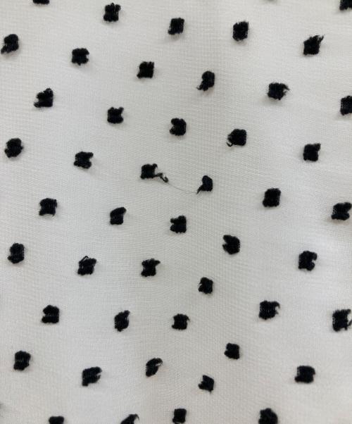 acka（エーシーケーエー）acka (エーシーケーエー) ドットワンピース ホワイト サイズ:FREEの古着・服飾アイテム