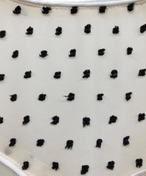 acka（エーシーケーエー）acka (エーシーケーエー) ドットワンピース ホワイト サイズ:FREEの古着・服飾アイテム