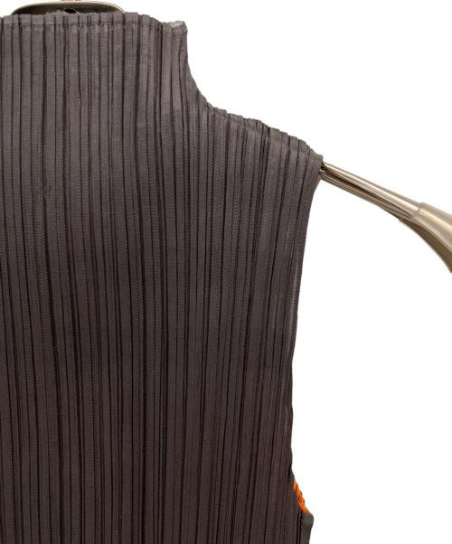 PLEATS PLEASE（プリーツプリーズ）PLEATS PLEASE (プリーツプリーズ) ノースリーブカットソー マルチカラー サイズ:3の古着・服飾アイテム