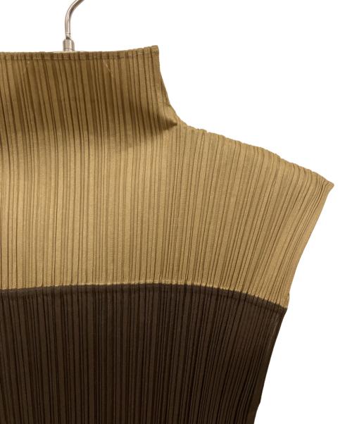 PLEATS PLEASE（プリーツプリーズ）PLEATS PLEASE (プリーツプリーズ) ノースリーブワンピース ブラウン×ベージュ サイズ:3の古着・服飾アイテム