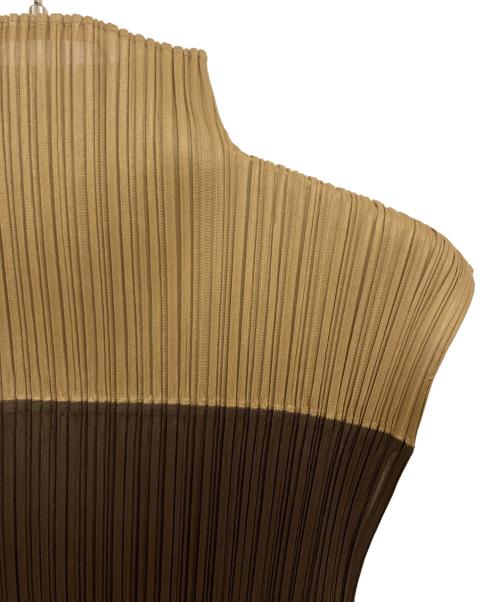 PLEATS PLEASE（プリーツプリーズ）PLEATS PLEASE (プリーツプリーズ) ノースリーブワンピース ブラウン×ベージュ サイズ:3の古着・服飾アイテム