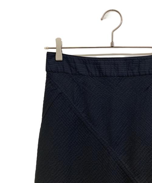 HaaT（ハート）Haat (ハート) シアサッカースカート ブラック サイズ:2の古着・服飾アイテム